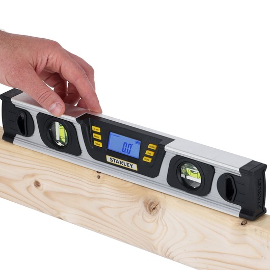STANLEY FATMAX SU TERAZİSİ DİJİTAL - 40 CM