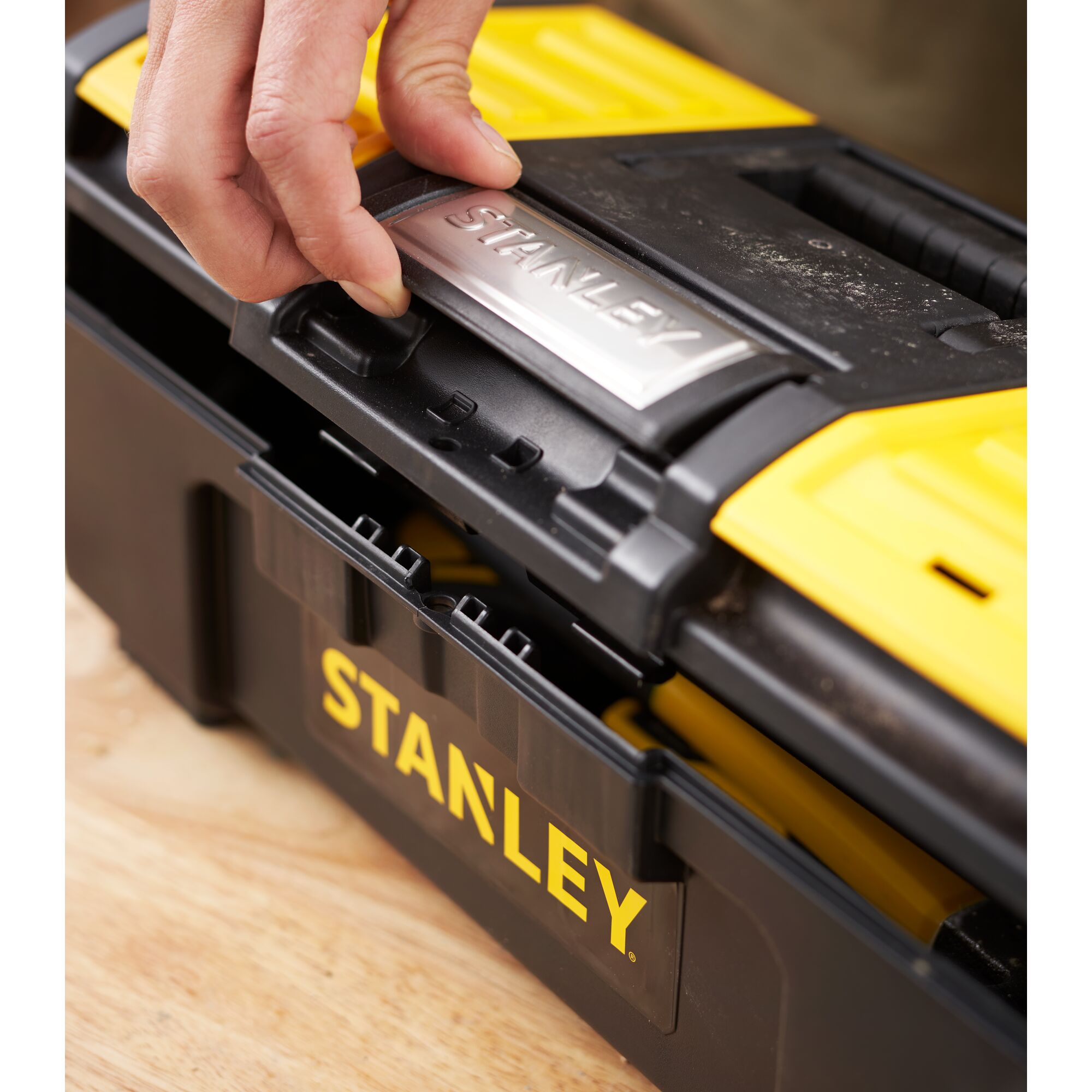 STANLEY® 16