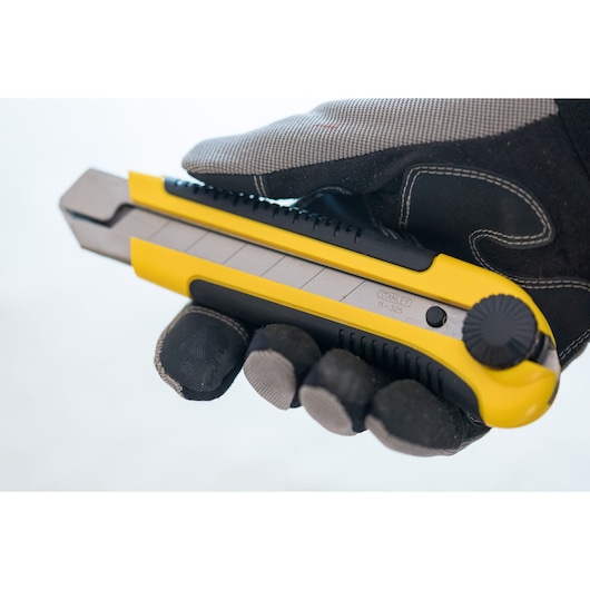STANLEY  DYNAGRIP MAKET BIÇAĞI - 25 MM