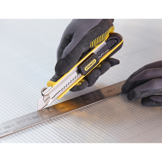 STANLEY FATMAX  MAKET BIÇAĞI - 18 MM
