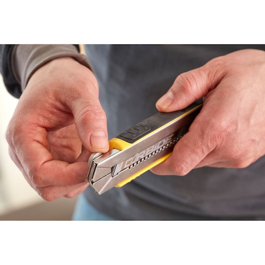 STANLEY FATMAX  MAKET BIÇAĞI - 18 MM