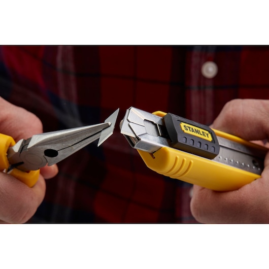 STANLEY FATMAX  MAKET BIÇAĞI - 18 MM