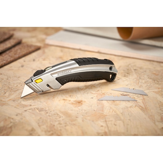 STANLEY® INSTANTCHANGE™ Retractable Blade Utility Knife