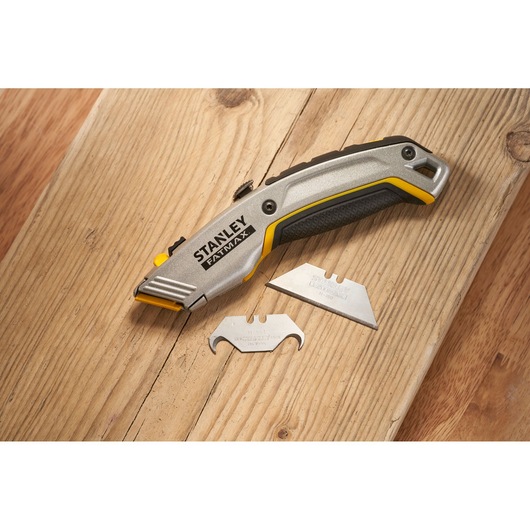 STANLEY® FATMAX® Xtreme™ Twin Blade Knife