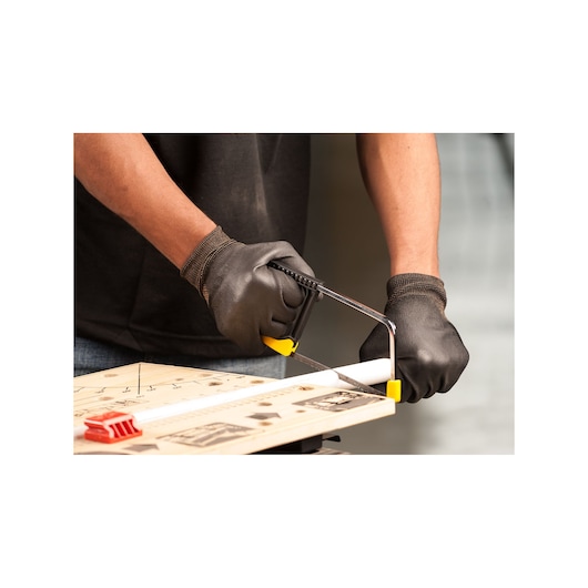 0-15-218, STANLEY® Junior Hacksaw, Application