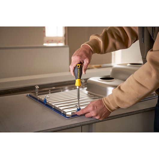 STANLEY® 6 Way Screwdriver Application Image