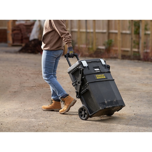 STANLEY FATMAX Rolling Workshop with Metal Latches