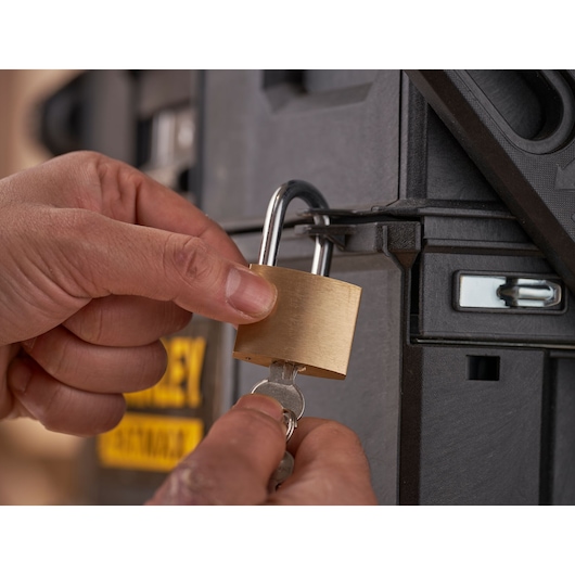 STANLEY FATMAX Rolling Workshop with Metal Latches