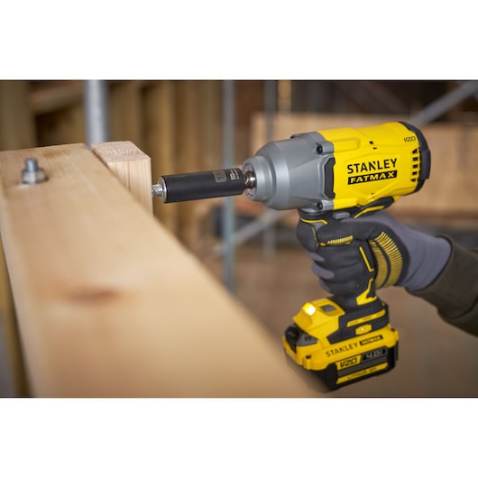 18V STANLEY® FATMAX® V20 Brushless 1/2" High Torque Impact Wrench