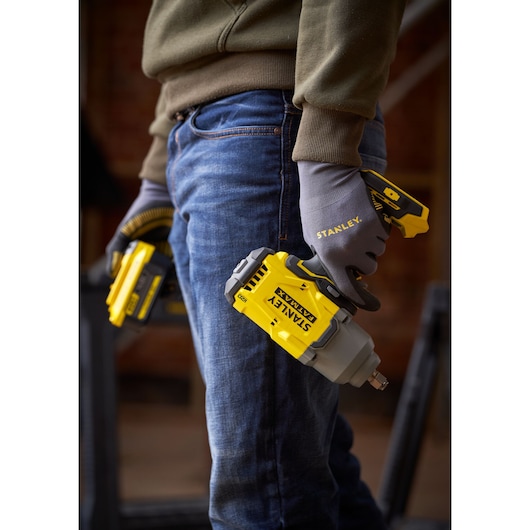 18V STANLEY® FATMAX® V20 Brushless 1/2" High Torque Impact Wrench