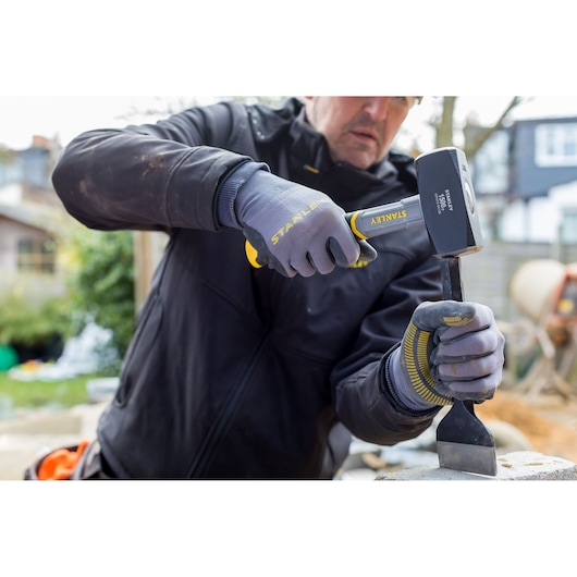 STANLEY FİBERGLAS SAPLI BALYOZ 1500 GR
