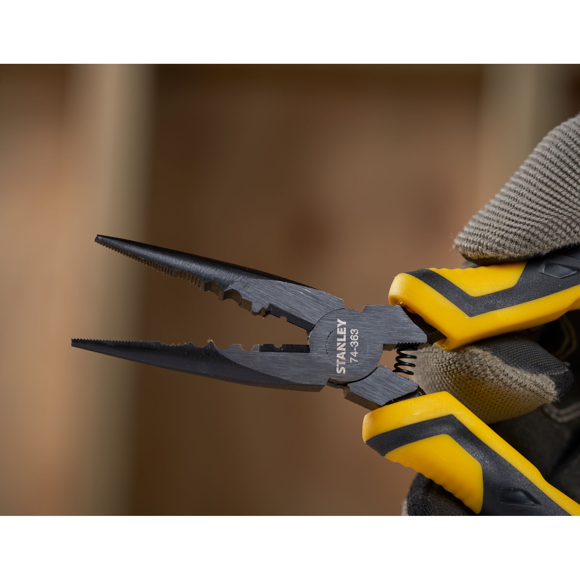 STANLEY® 200mm DYNAGRIP® Uzun Burun Pense | STANLEY