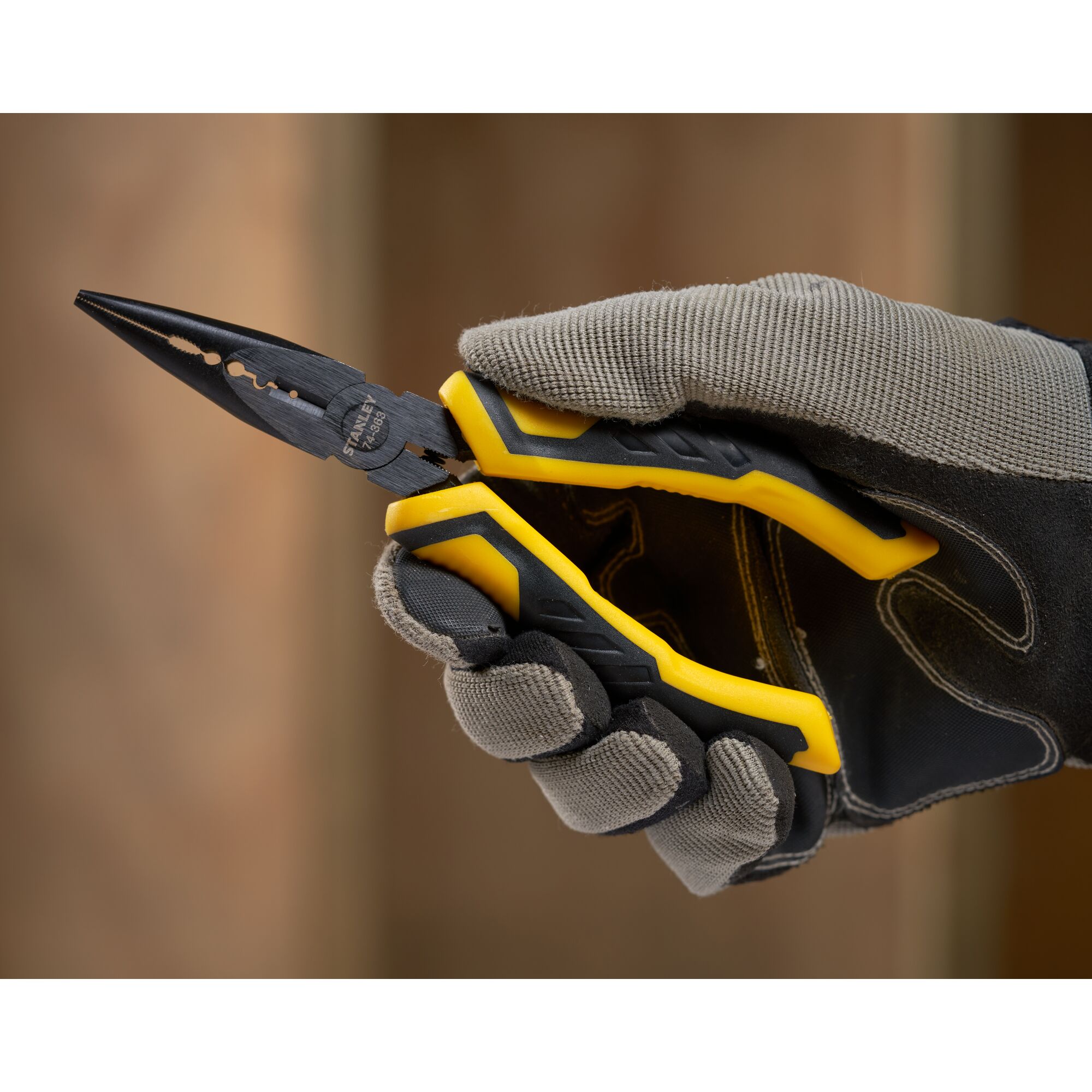 STANLEY® 200mm DYNAGRIP® Uzun Burun Pense | STANLEY